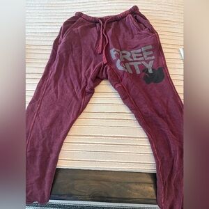Freecity sweatpants
